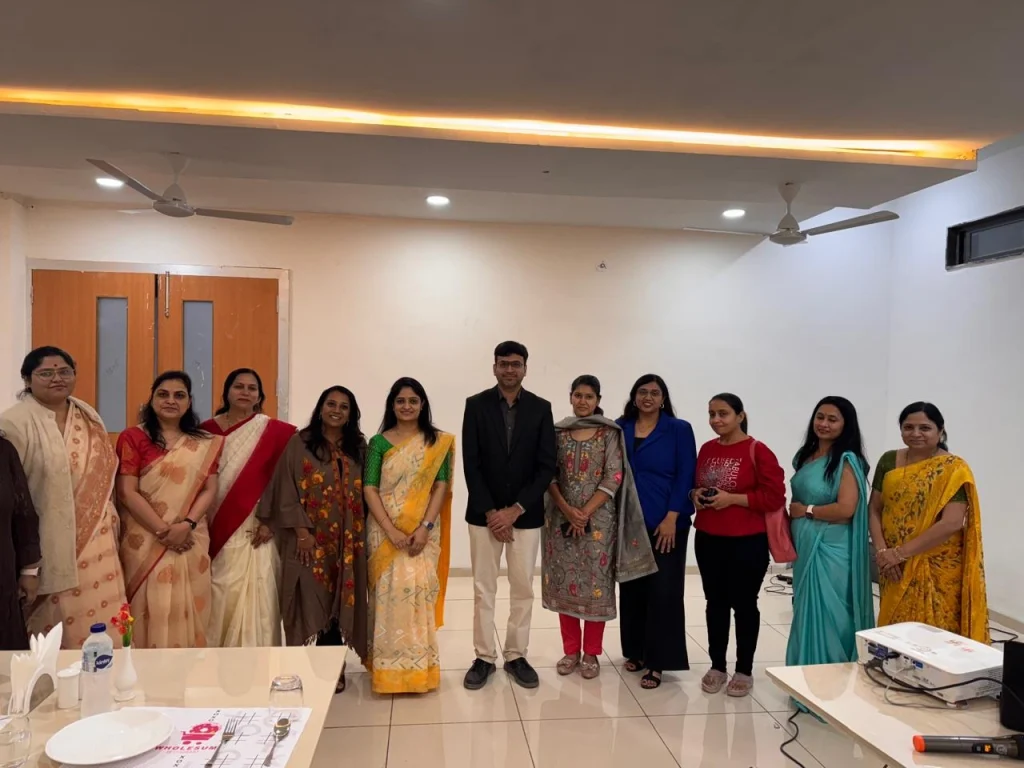 CME conducting by Dr Hozefa Lokhandwala Oncosurgeon Apollo hospital in khandwa